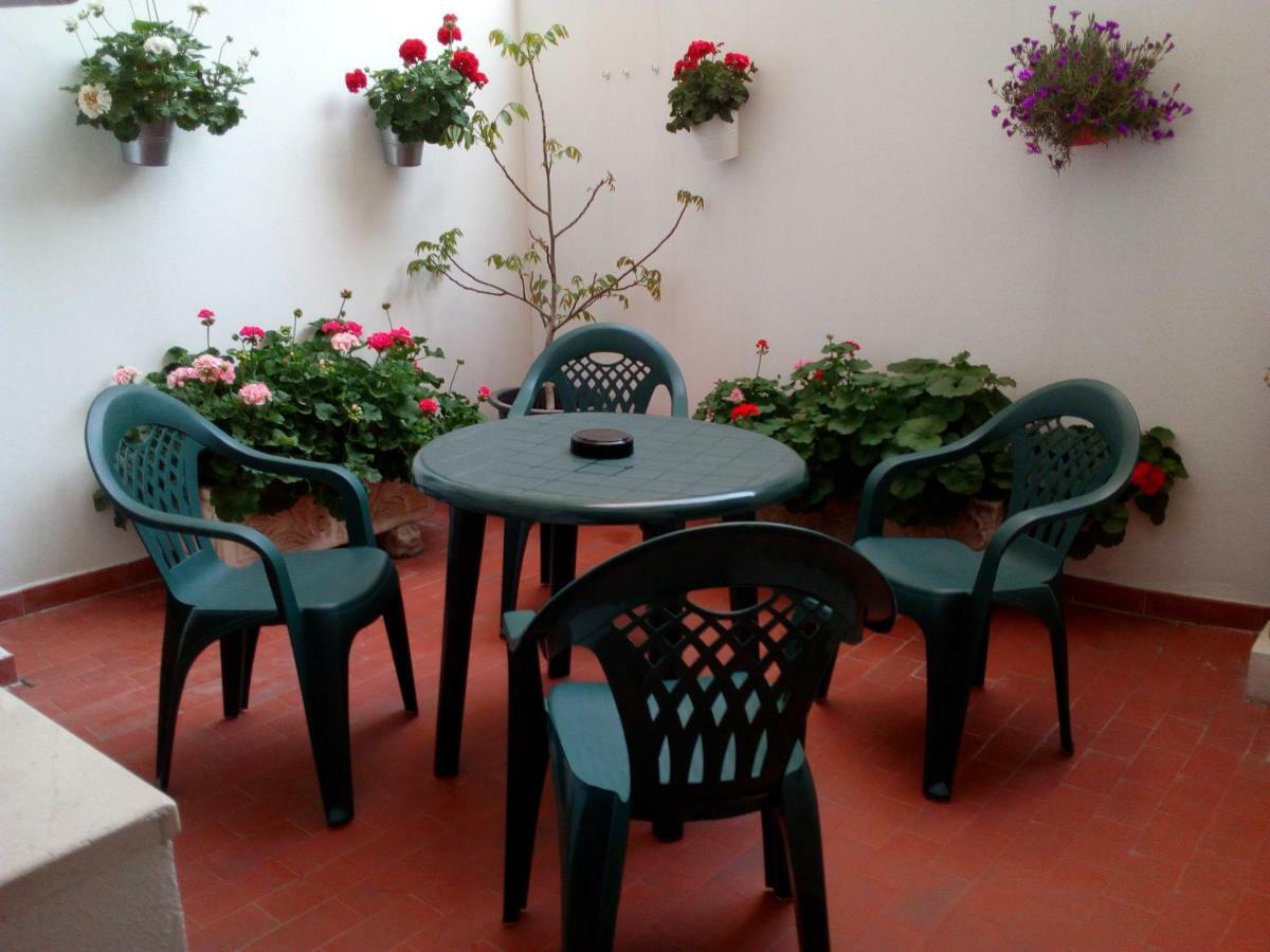 Apartamento Castillo Granada Luaran gambar